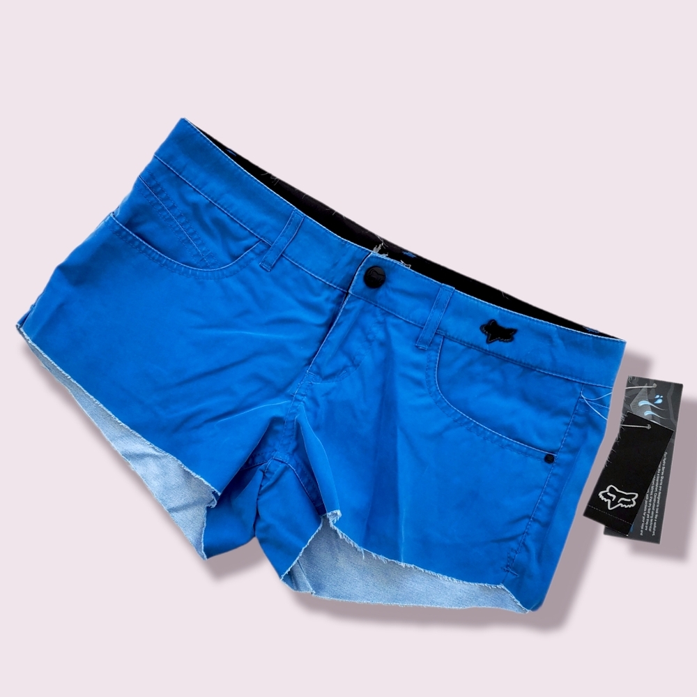 2/30$ - NWT - FOX RACING - Women's Boardie